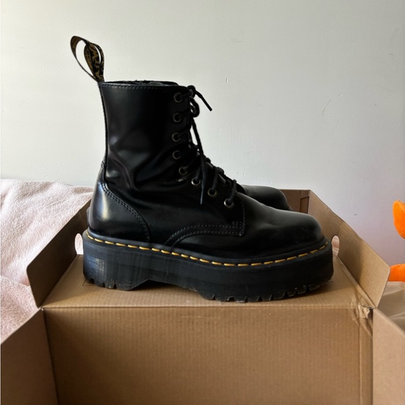 Doc Marten Jadon Platform boots - Picture 2 of 6